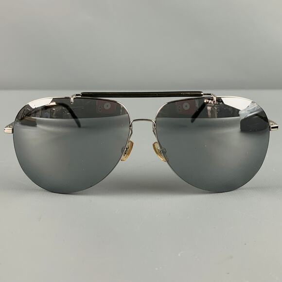 GUCCI Silver Metal Aviator Sunglasses - Picture 1 of 9